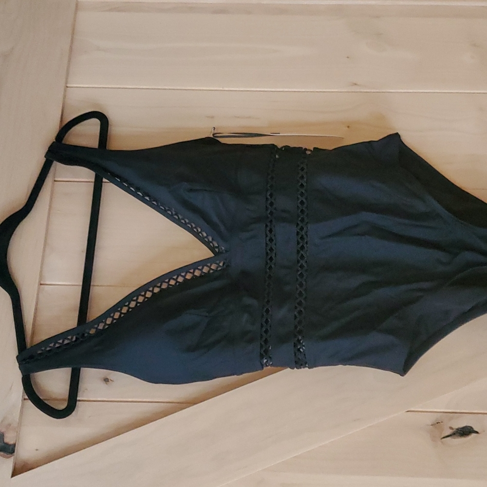 Miracle Swimsuit Black Size 14 New